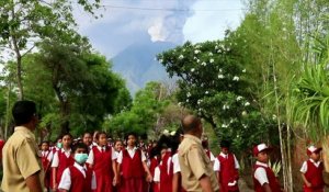 Alerte maximale à Bali après le réveil du volcan Agung