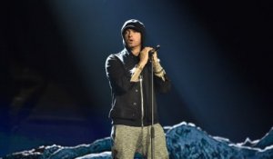 Eminem - Walk On Water