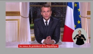 Emmanuel Macron redit son "engagement" "d'apporter un toit" à "toutes celles et ceux qui sont aujourd'hui sans-abri"