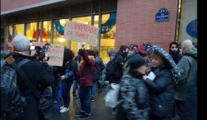 Une vingtaine de manifestants contre la lecture d'un texte de Charb dans une université parisienne