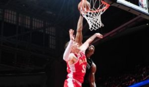 Play of the Day: Dwight Howard