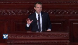"Construire une politique arabe hors du monde arabe, ça ne marche pas", déclare Macron en Tunisie