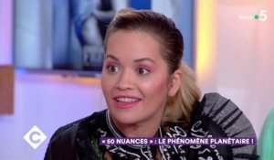 Rita Ora, Liam Payne et les tourtereaux de "50 Nuances" - C à Vous - 05/02/2018