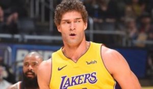 Block Of The Night: Brook Lopez