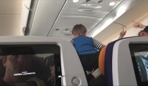 Des passagers d'un avion se retrouvent pendant 8 h bloqués à côté d'un enfant incontrôlable