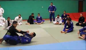 Guilherand-Granges : quand le champion du monde explique le jujitsu