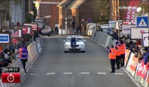 Après une attaque groupée de Quick-Step, Terpstra a lâché Gilbert pour s'imposer