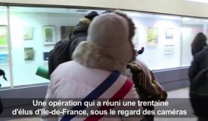 Paris: des élus dorment dehors pour alerter sur le sort des SDF