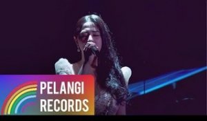 Dewi Perssik - Dilema  (Official Music Video) | Soundtrack Centini Manis