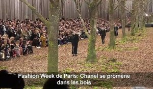 Fashion Week de Paris: Chanel se promène dans les bois