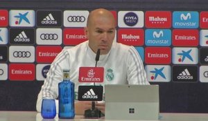 Real - Zidane s'agace des comparaisons avec Emery