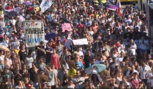Les images des 2000 manifestants dans la favela de Marielle Franco, l'élue assassinée