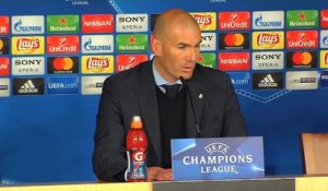 Quarts - Zidane : "Buffon ne méritait pas ça"