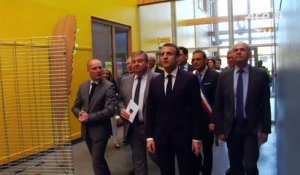Macron: soutenir des "projets" pour défendre la ruralité