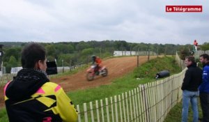 Saint-Nolff (56). 18è moto-cross à Lesteno