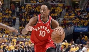 NBA : DeRozan claque un énorme dunk