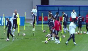 Griezmann et Varane se sont entraînés - Foot - CM 2018 - Bleus