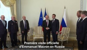 Macron veut des "initiatives communes" avec Poutine