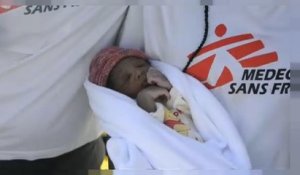 « Miracle », un bébé migrant né en mer