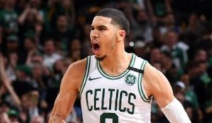 Play of the Day: Jayson Tatum