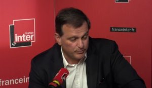 Louis Aliot : "je m'inquiète beaucoup, ça peut aller jusqu'à une explosion sociale"