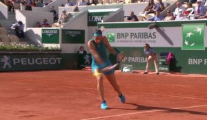Roland-Garros 2018 : Caroline Garcia maîtrise son début de match