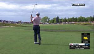 Incroyable coup de Justin Thomas sur le 12 !