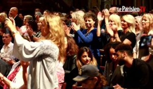 Johnny Hallyday : 1200 fans pour l'anniversaire posthume à la Madeleine