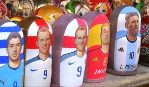 En coulisses - Des poupées russes à l'effigie des footballeurs