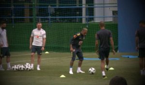 Brésil - Neymar quitte l'entraînement en boitant