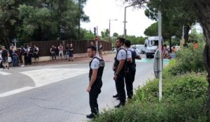 Expulsées de Mandelieu, les caravanes se heurtent à la police. Le secteur d'Antibes bloqué