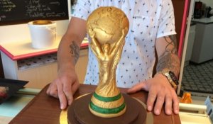 Un pâtissier reproduit la coupe du monde en chocolat