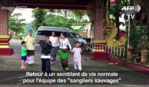 Thaïlande: les rescapés de la grotte dans un temple bouddhiste