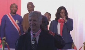 Liberia : Wenger et Le Roy honorés par George Weah