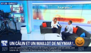 Un câlin et un maillot de Neymar