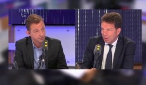 "Pour une fois je suis d’accord avec Jean-Luc Mélenchon : l’employeur n’a pas à connaître les revenus du foyer fiscal de son employé" selon Geoffroy Roux de Bézieux, président du Medef