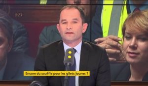 Jean Lassalle en gilet jaune : "L’Assemblée nationale à défaut d’avoir des pouvoirs dans la Ve république est devenue un cirque"