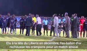 A 51 ans, le président George Weah rechausse les crampons