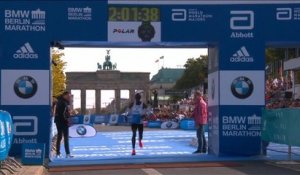 Marathon : Kipchoge pulvérise le record du monde
