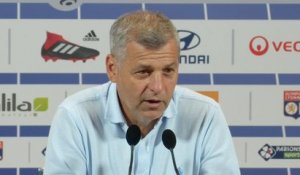 8e j. - Genesio : "Ndombele a le niveau international"