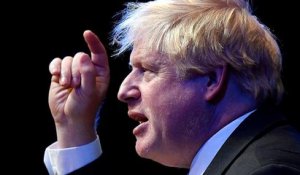 Brexit : Boris Johnson met la stratégie May "à la poubelle"