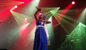 Voyage dépaysant avec Fatoumata Diawara sous le Chapiteau du NJP