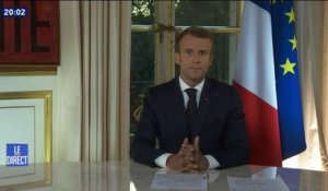 "Je n'ai pour ma part qu'une boussole, c'est la confiance que vous m'avez donné en mai 2017", dit Emmanuel Macron