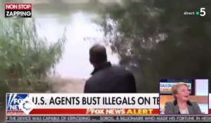 Un journaliste de Fox News repousse des migrants à la frontière mexicaine (vidéo)