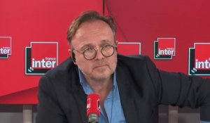 Nicolas Dupont-Aignan répond aux questions d'Eric Delvaux