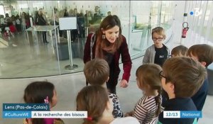 Culture : une visite de musée pour les enfants sous le signe des bisous