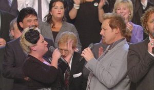 Bill & Gloria Gaither - Jesus Hold My Hand (Live)