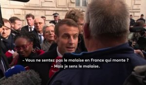 "Vous sentez pas le malaise en France qui monte ?" : Emmanuel Macron pris à partie par un retraité à Verdun