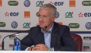 Bleus - Deschamps : "Payet fait partie du groupe France"