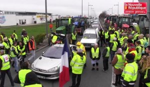 VIDEO. Poitiers : les gilets jaunes ont bloqué l'entrée sud